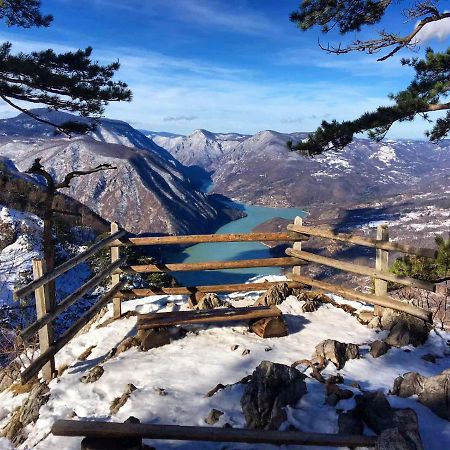 Appartamento Dren - Banjska Stena Mitrovac Esterno foto